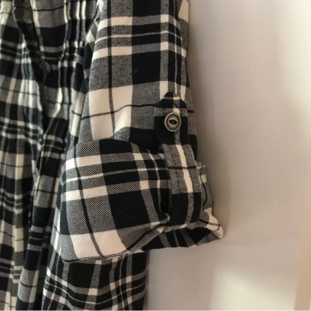 🌸3/$30🌸 Ralph Lauren Girls’ Flannel Plaid Black + White Long Cuffed Sleeve Shirt
